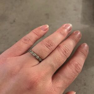 Pandora sterling silver sparkling leaves ring